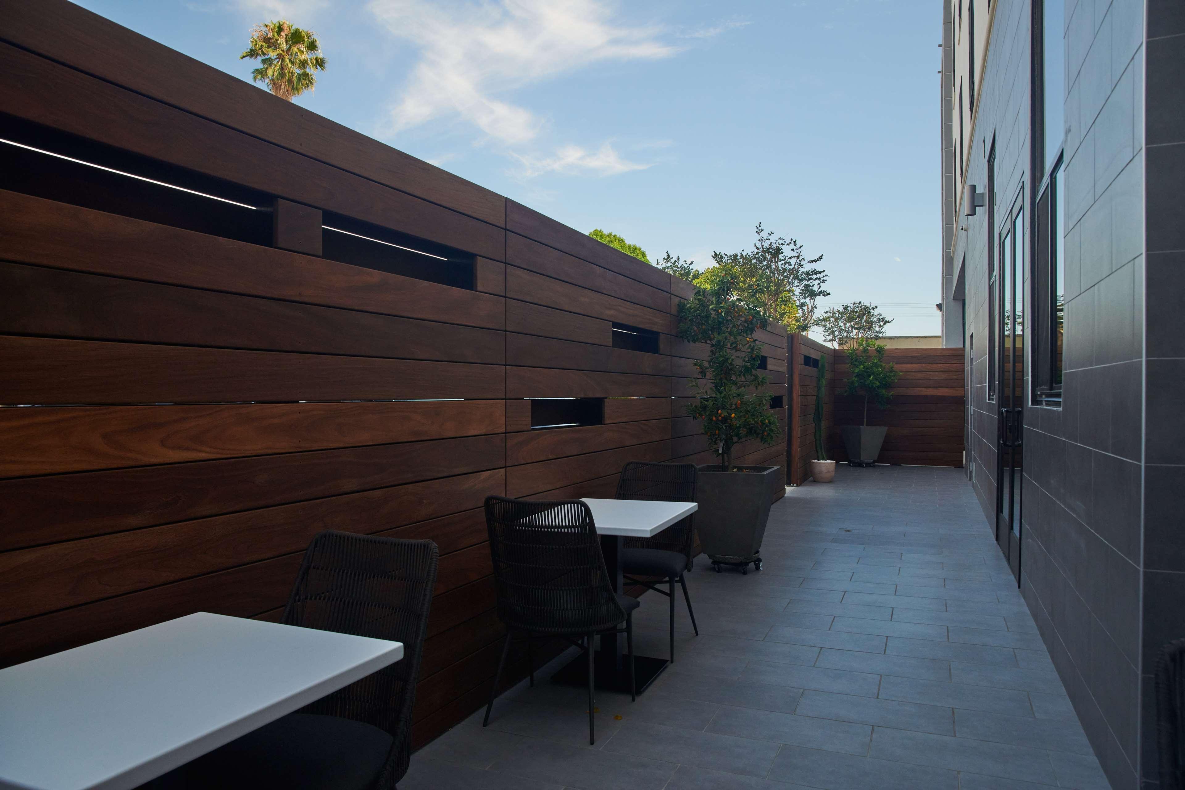 Hampton & Sherman Oaks Hotel Los Ángeles
